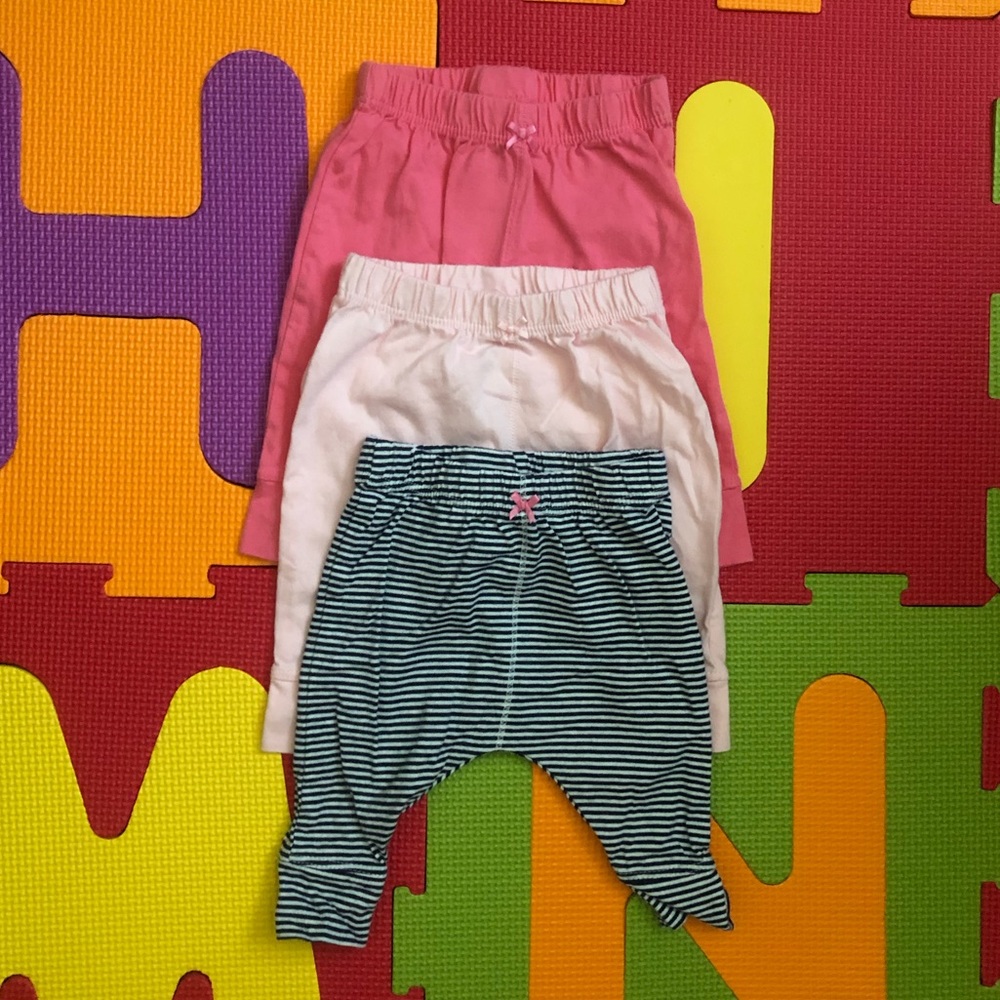 Carter’s bundle of 3 newborn pants